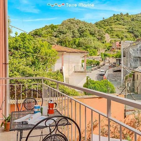 White 89, Terremarine Apartment Монтеросо ал Маре Екстериор снимка